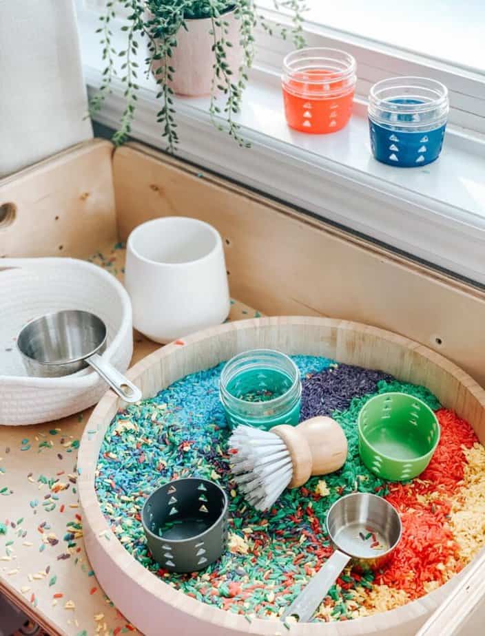 How to dye rice for sensory play