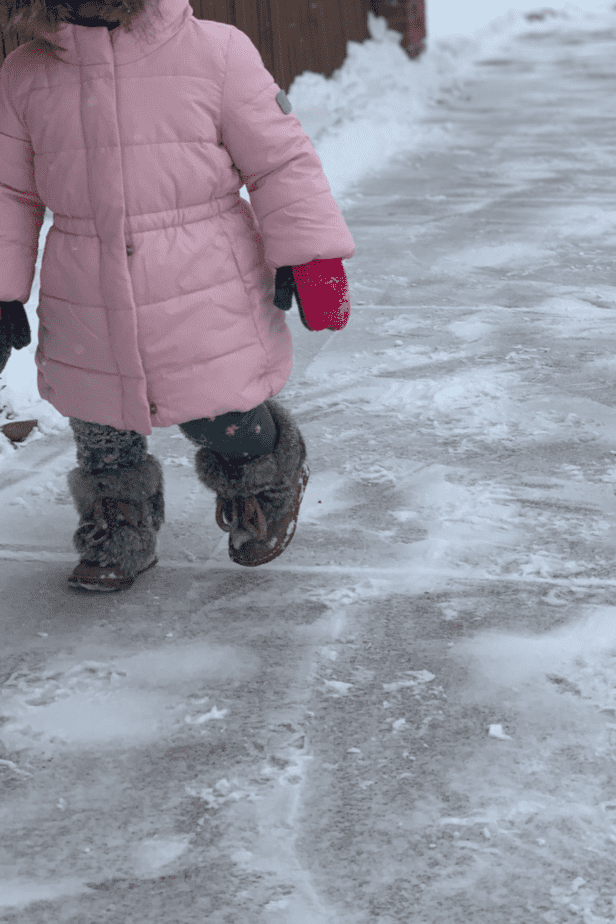 5 Best Winter Boots For Kids | Parent Favorites