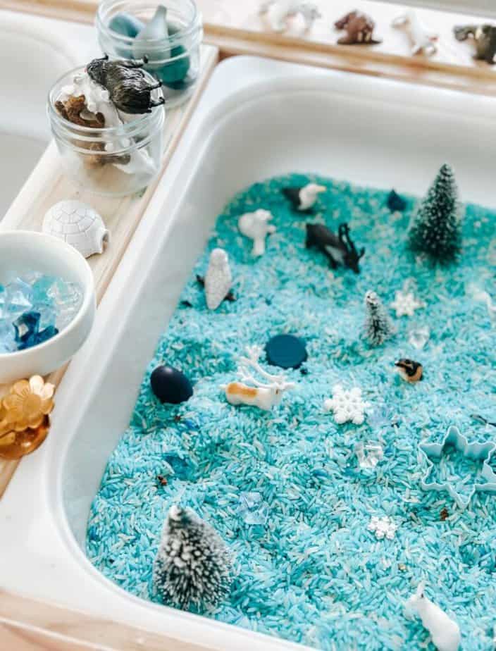 fun winter sensory bin for toddlers