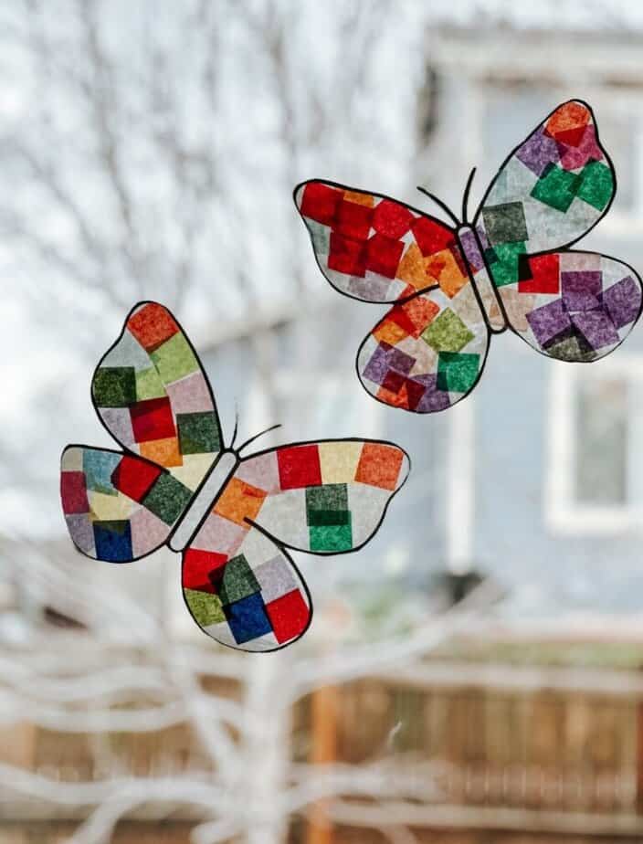butterfly suncatcher craft for kids