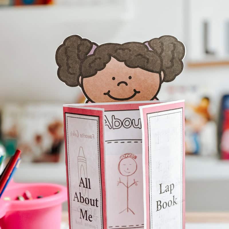 FREE All About Me Lapbook For Kids