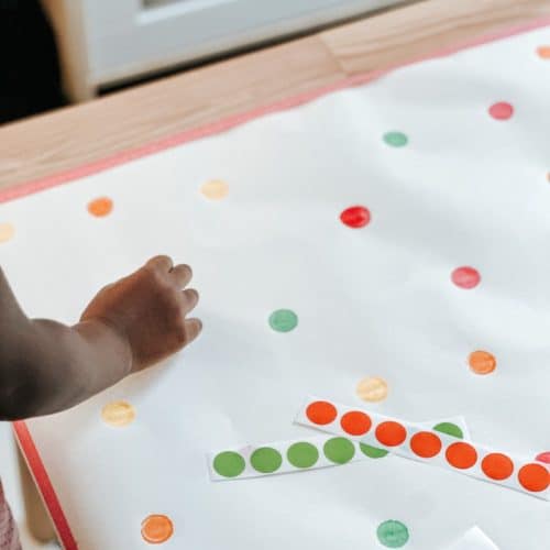 dot sticker activity for toddlers